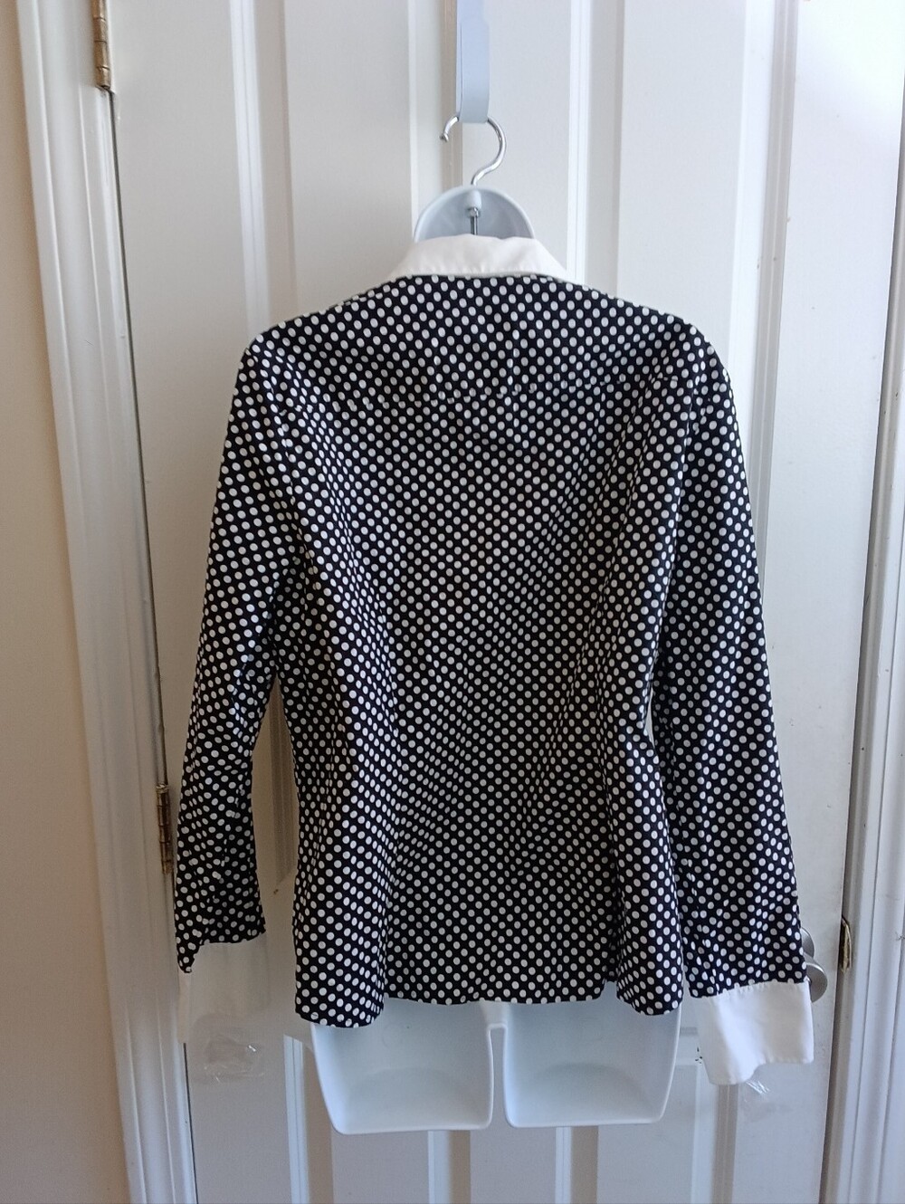 ANNE KLEIN Black Polka Dot Blouse with Red Trim SIZE 14 - Picture 7 of 7